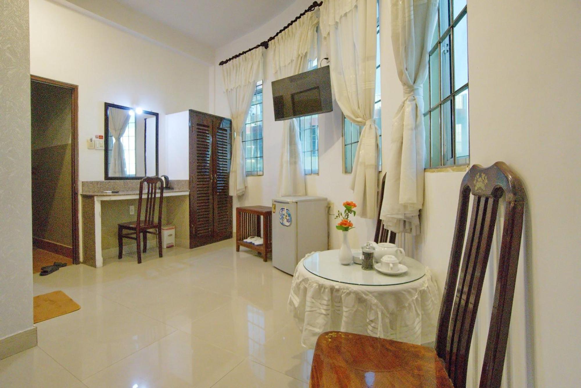 Hotel Hai Chau Чау-Док Экстерьер фото